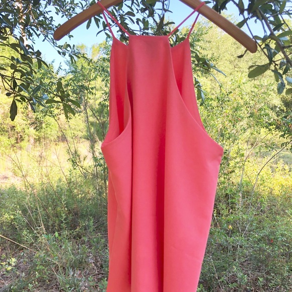 Flowy coral tank top - Picture 2 of 5